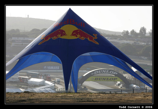 IMAGE: http://www.unitonestudios.com/_Other/06_USGP/060719_10161.jpg