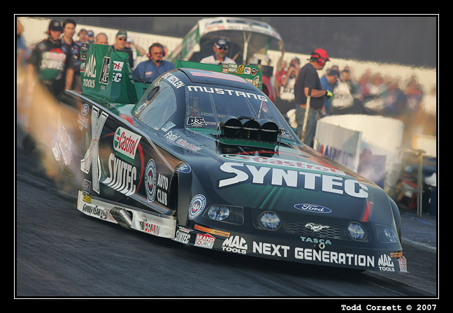 IMAGE: http://www.unitonestudios.com/gallery/motorsports/2007/Eric_Medlen/images/03.JPG