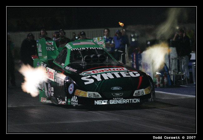 IMAGE: http://www.unitonestudios.com/gallery/motorsports/2007/Eric_Medlen/images/09.JPG